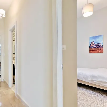I Trionfale På 130 M². Soveværelser: 3. Private Badeværelser: 2. Rom